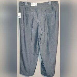 CATO Women’s Plus Classic Straight Leg Natural Waist Gray PANTS S 20WP